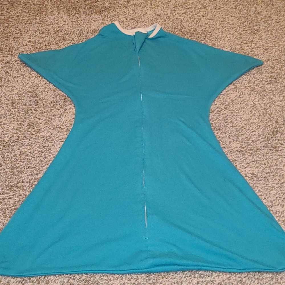 Zipadeezip size small teal